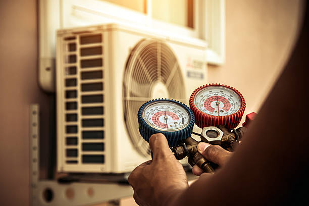 Professional Hvac technician working in Goodland, MN